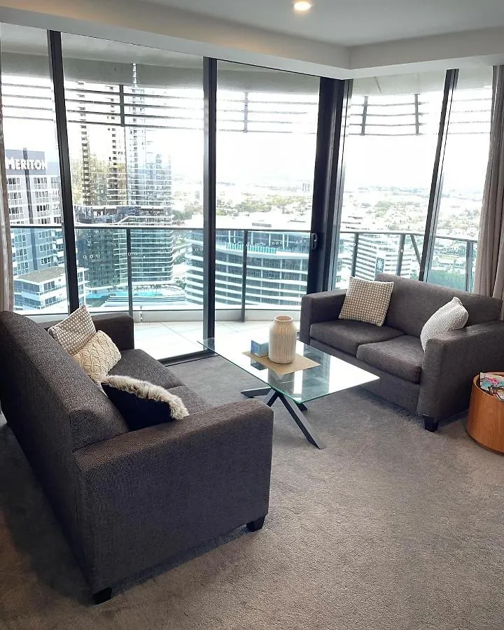 Appartamento 4 Bedroom Huge Sub Penthouse Oracle Level 31 Magnif Views 260M2 Family Skyhome Sleeps 8 Adults And 2 Children, Sofa Bed Portacot, High Chair Central To Everything Resort Skyhome 5 Star Luxury Gold Coast Australia